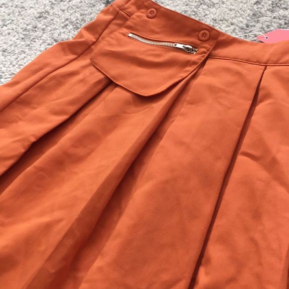 NWT Skirt Pleated Burnt Orange Side Zipper Multiple Sizes - Picture 5 of 10